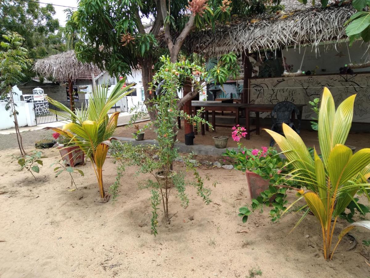 Arugam Bay Holiday Extérieur photo
