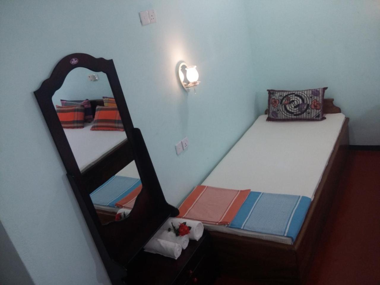 Arugam Bay Holiday Extérieur photo
